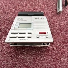中販紅　【Week】 ジャンク品　SONYソニー株式会社 MD WALKman DIGTALRECORDING MZ-R20／RM-MZ2S 現状渡し　08-09-15の画像