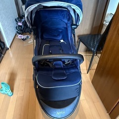 アプリカベビーカーの画像