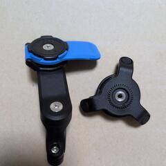 スマホホルダー　クアッドロック　Quad Lock 　自転車の画像