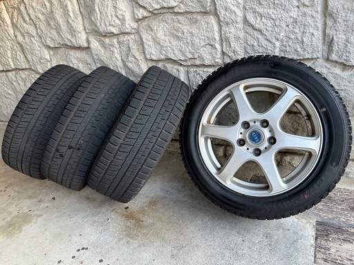 【お譲り先が
決まりました】アルミホイール16インチ・スタッドレス付き✖️4本