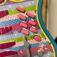 子供用電子ギターの画像