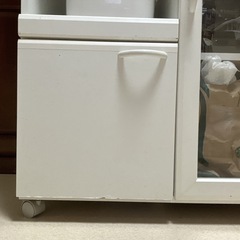 キッチンボード　ホワイト　白　レンジ台　炊飯器　　の画像