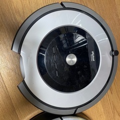 ルンバ2台　ジャンク扱い　
部品取りにどうぞ の画像