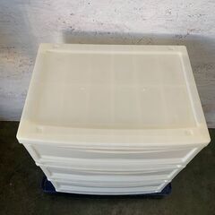 【ジモティ限定特価】衣装ケース 3段 プラスチックケース 衣装棚 衣類収納 ケース Y2050の画像