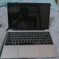 新品未開封ノートPCの画像