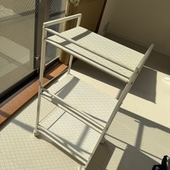 スチールワゴン　白の画像