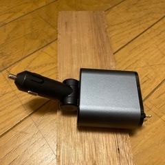 巻き取り式充電ケーブルの画像