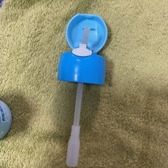ストロー水筒　サー
モスの画像