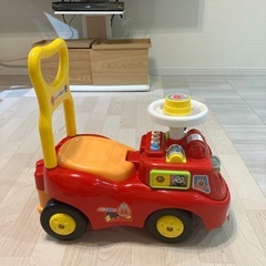 アンパンマンの車の画像
