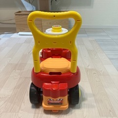 アンパンマンの車の画像