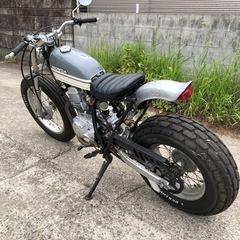 ヤマハ　TW200  書類付実働ベース車の画像