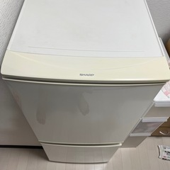 SJ-D14B-W シャープ冷蔵庫137Lの画像