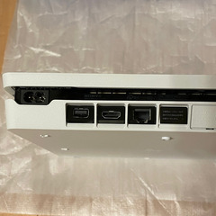 PS4  本体 CUH-2100A B02  500GB Glacier White  コントローラーありの画像