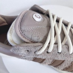 【美品】adidas badbunny campus　27.5cmの画像