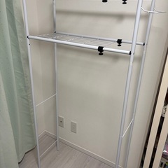 ランドリーラック 棚2段 丸パイプ タオル掛け付きの画像