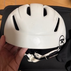 ロシニョール ヘルメットの画像