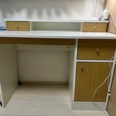 パソコンデスク 机 学習机及びいすの画像