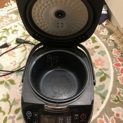 炊飯器の画像