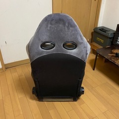 おしゃれな柄のレカロ風シートの画像