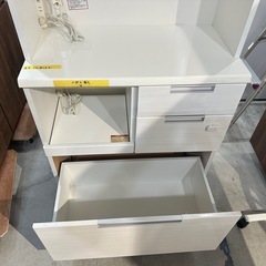 配達可【食器棚】【ニトリ】クリーニング済み【管理番号10908】金の画像