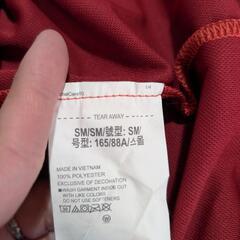 UNDER ARMOR ウィンドブレーカーの画像