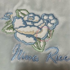 NINA RICCI ボアシーツの画像