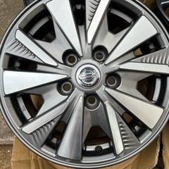 セレナ 15インチ 日産純正ホイール 4本セット　美品の画像