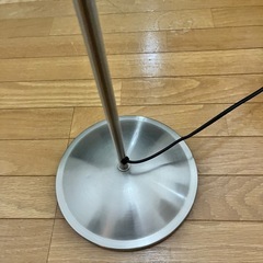 ニトリ　ポールスタンド照明の画像