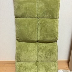 【現地引取りのみ】折りたたみ式座椅子の画像