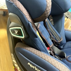 チャイルドシート　Aprica　フラディア グロウ ISOFIX 360°セーフティー　アップリカの画像