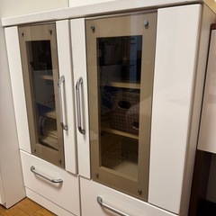収納家具の画像