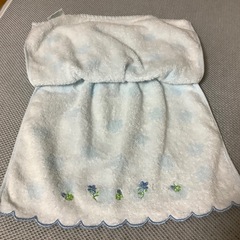 ドレスタオル　ブルー　ハンガー付き　タオル　手拭き　キッチンタオル　トイレタオルの画像