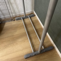 室内 物干しラックの画像