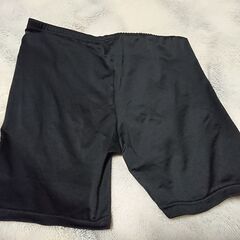 ♣　ショートスパッツ　レディース　黒パン　ショート丈　ブラック　サイズＪＭ~Ｌ　ヒップ９５～１１３　身長１５０～１６５　の画像