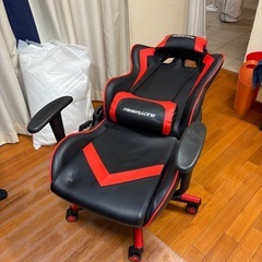 美品 ゲーミングチェア 使用1年の画像