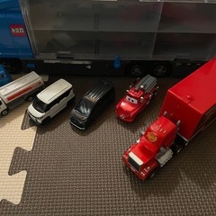 トミカパーキングなどまとめ売りの画像
