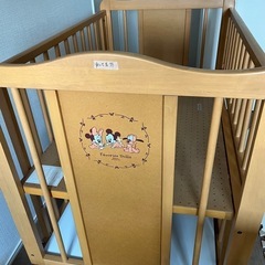 カトージ　ベビーベッドの画像