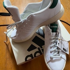 【新品】シューズ26.0cm（adidas）の画像