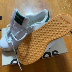 【新品】シューズ26.0cm（adidas）の画像