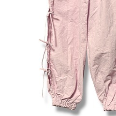 バースデイ JENNI シャカシャカパンツ ピンク 150cm 未使用の画像