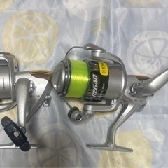 spin REGAD PRO MARINEリールRG-200 2個セット 釣具 川釣り 海釣り 琵琶湖 匿名配送 の画像