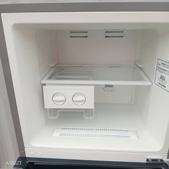🉐T095新生活　ハイセンス　大型冷蔵庫　容量　227L　20年製の画像