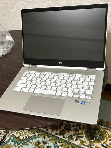 おしゃれなメタリックシルバーのFujitsu製UltrabookPC】Core i5-5300U