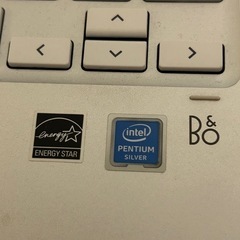 Chromebook x360 14インチ 64GB ホワイトの画像