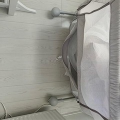 ベビーベッドの画像