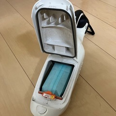 マキタコードレスクリーナー（故障）の画像