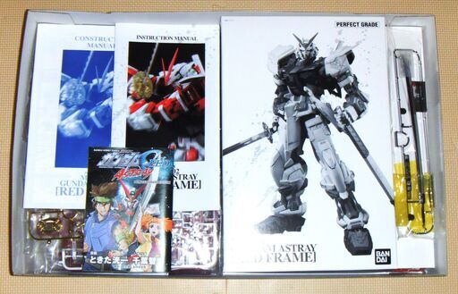 未使用 二刀流 武器おまけ付き PG 1/60 ガンダムアストレイ レッドフレーム