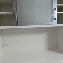 食器棚　カップボードの画像