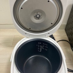 炊飯器の画像