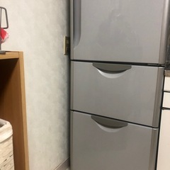日立　2013年式　冷蔵庫　265L
の画像